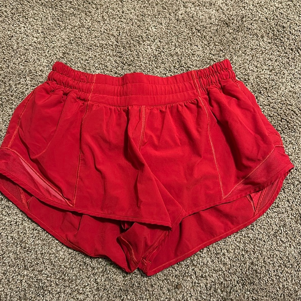 Lululemon Hotty hot shorts